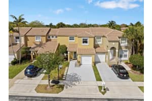 1270 NW 154th Ln, Pembroke Pines, FL 33028, Sold 07/29/24