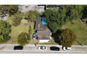 3373 Thomas Ave, Miami