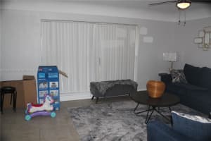 8552 Windsor Dr, Miramar, FL 33025, Sold 01/10/25