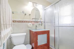 961 E 18th St, Hialeah, FL 33013, Sold 04/17/25