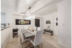 90 Alton Rd APT 309, Miami Beach, FL 33139, Sold 12/13/24