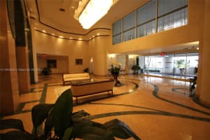 5757 Collins Ave Apt 602, Miami Beach, FL 33140, Sold 08/29/24