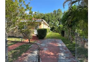 250 NW 98th St, Miami, FL 33150, Sold 12/20/24