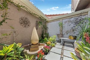2003 St Andrews Rd #122, Hollywood, FL 33021, Sold 10/28/24
