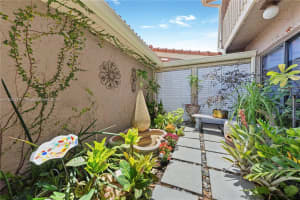 2003 St Andrews Rd #122, Hollywood, FL 33021, Sold 10/28/24