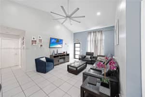 1271 SW 85th Ave, Pembroke Pines, FL 33025, Sold 08/13/24