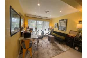 938 Tyler St, Hollywood, FL 33019, Sold 12/05/24