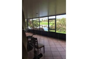 271 W Park Dr Apt 7-10, Miami, FL 33172, Sold 11/26/24