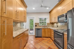 374 NE 92nd St, Miami Shores, FL 33138, Sold 10/17/24