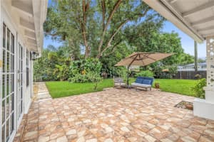 374 NE 92nd St, Miami Shores, FL 33138, Sold 10/17/24