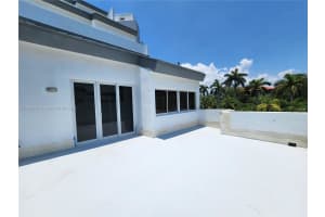 50 Ocean Ln Dr APT 201, Key Biscayne, FL 33149, Sold 09/03/24