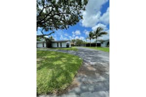 8230 SW 86th Terrace, Miami, FL 33143, Sold 03/05/25
