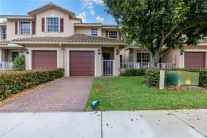 3230 Fairway Cir #15, Davie, FL 33328, Sold 04/16/25