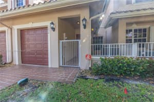 3230 Fairway Cir #15, Davie, FL 33328, Sold 04/16/25