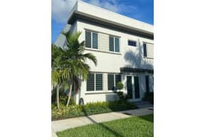 6683 Nw 103rd Pkwy 6683 Doral, FL 33178 - MLS#A11601722