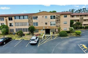 140 Royal Palm Rd APT 312, Hialeah Gardens, FL 33016, Sold 07/25/25