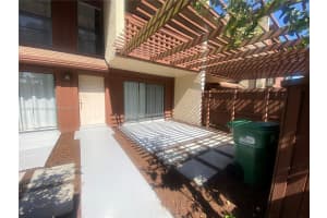 7124 SW 114th Pl APT C, Miami, FL 33173, Sold 01/31/25