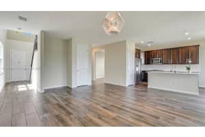 4729 Greenway Dr, Hollywood, FL 33021, Sold 10/18/24