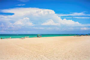 5601 Collins Ave APT 1720, Miami Beach, FL 33140, Sold 12/11/24