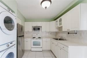 199 SW 12th Ave #513e, Miami, FL 33130, Sold 11/27/24
