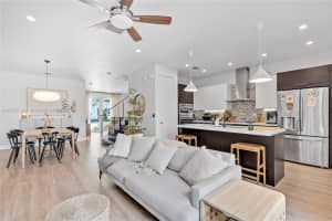 6462 NW 103rd Psge, Doral, FL 33178, Sold 09/06/24