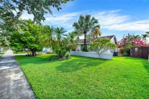 17200 SW 93rd Ave, Palmetto Bay, FL 33157, Sold 09/23/24