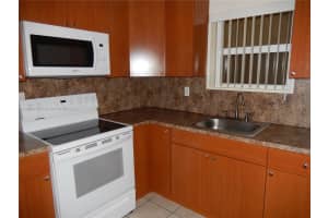 7480 Miami Lakes Dr APT G209, Miami Lakes, FL 33014, Sold 09/18/24
