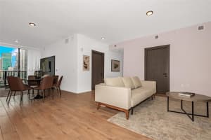 398 NE 5th St #2017, Miami, FL 33132, - MLS#A11602699