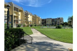 2820 Tennis Club Dr APT 403, West Palm Beach, FL 33417, Sold 08/01/24