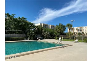 2820 Tennis Club Dr APT 403, West Palm Beach, FL 33417, Sold 08/01/24