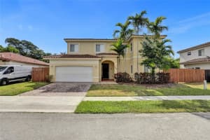 1305 N 30th Ct, Hollywood, FL 33021, Sold 01/16/25