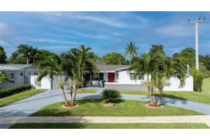 5198 SW 94th Ave, Cooper City, FL 33328, Sold 09/27/24