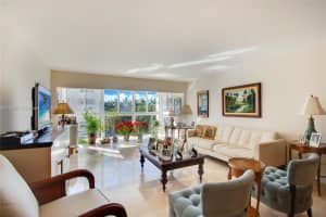 550 Ocean Dr #3f, Key Biscayne, FL 33149, Sold 08/29/24