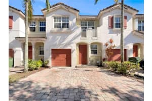 2128 NE 3rd Ct, Homestead, FL 33033, Sold 11/06/24