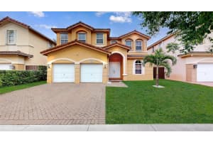 10948 NW 80th Ln, Doral, FL 33178, Sold 09/20/24