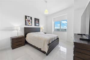 1100 Biscayne Blvd UNIT 4303, Miami, FL 33132, Sold 12/06/24