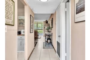 9700 Sunrise Lakes Blvd APT 102, Sunrise, FL 33322, Sold 03/17/25