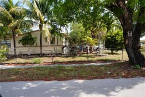1100 N 71st Terrace, Hollywood, FL 33024, Sold 09/23/24