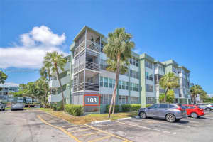 2741 Taft St APT 103, Hollywood, FL 33020, Sold 09/12/24