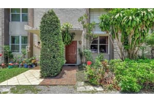 14205 Memorial Hwy #3g, North Miami, FL 33161, Sold 07/25/24