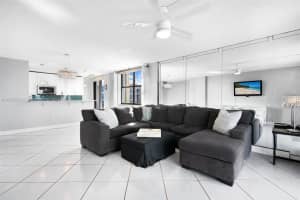 322 Buchanan St, Hollywood, FL 33019, Sold 07/15/24