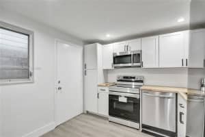 9175 SW 77th Ave APT 302, Miami, FL 33156, Sold 03/17/25