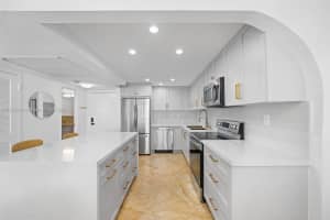 5401 Collins Ave APT 337, Miami Beach, FL 33140, Sold 03/04/25