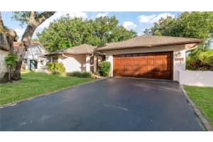10206 NW 6th Ct, Plantation, FL 33324, Sold 07/19/24