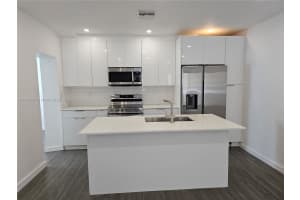 2433 NW 30th St, Miami, FL 33142, Sold 09/25/24