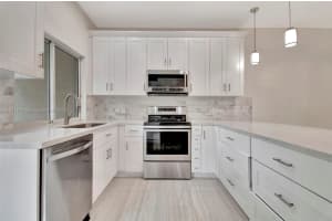 10534 Lake Vista Cir, Boca Raton, FL 33498, Sold 07/19/24