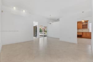 7236 SW 114th Pl, Miami, FL 33173, Sold 08/30/24