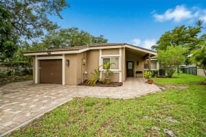 8989 NW 9th Pl, Plantation, FL 33324, Sold 08/27/24