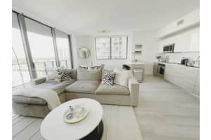 121 Ne 34th St 1409, Miami