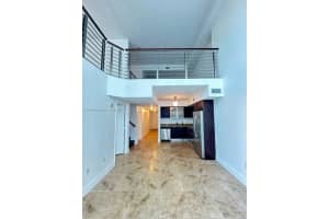 41 SE 5th St, Miami, FL 33131, Sold 09/06/24